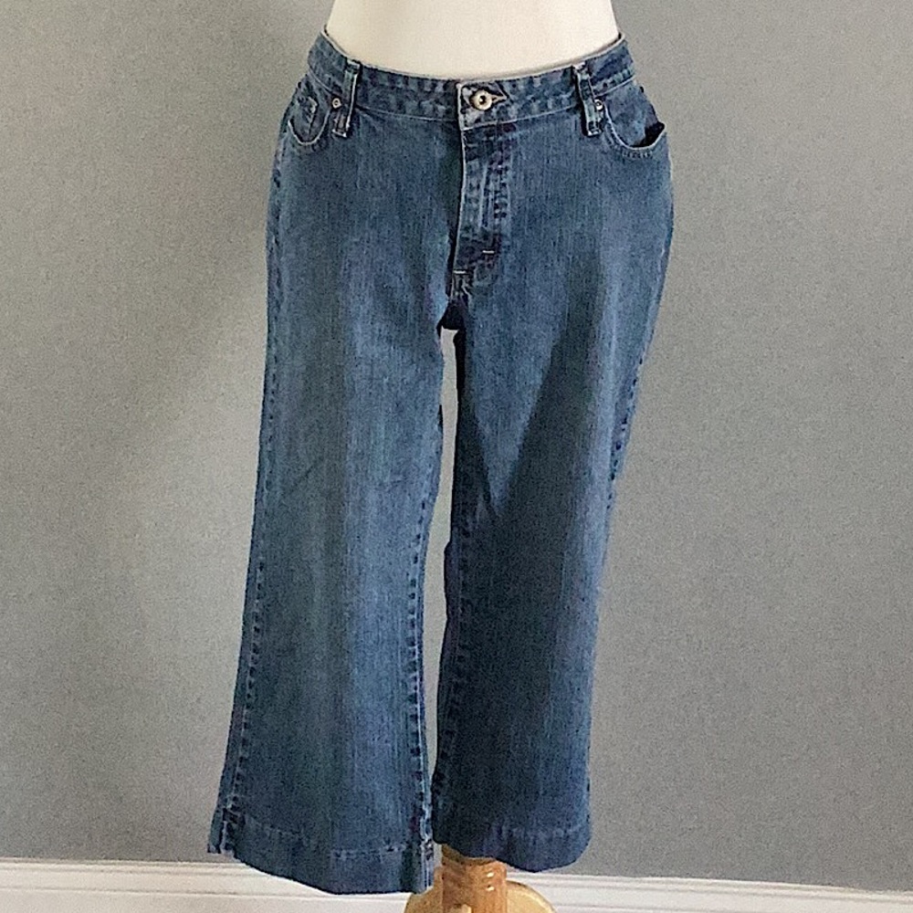 Lee Rider Cropped Wide Leg Jeans